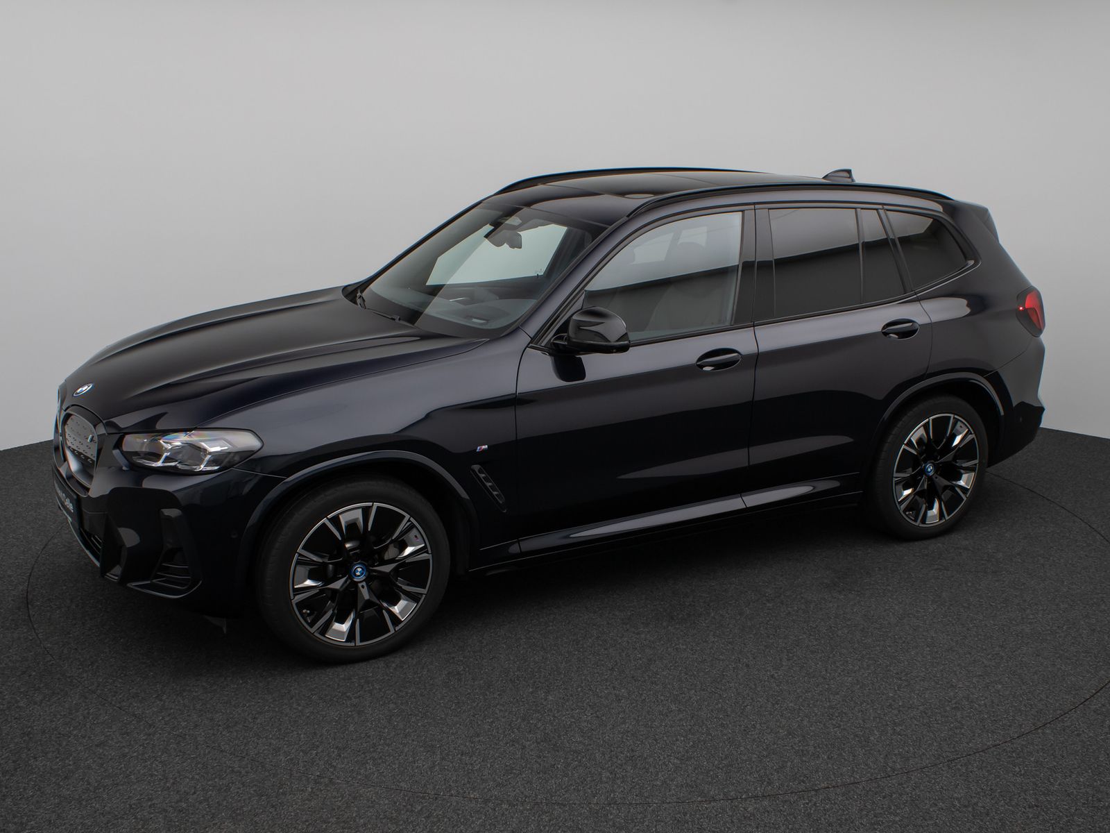 Fahrzeugabbildung BMW iX3 Impressive M Sport Panorama 360°HUD DAB H/K