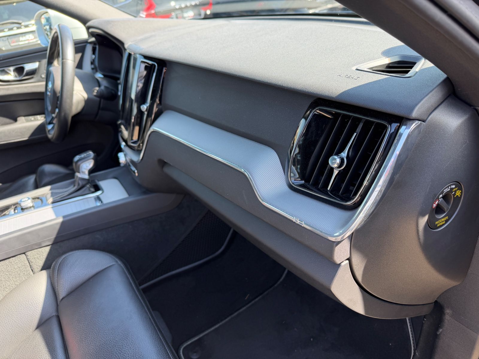 Volvo XC60 R Design AWD Aut.Pano.Navi.Garantie foto 22