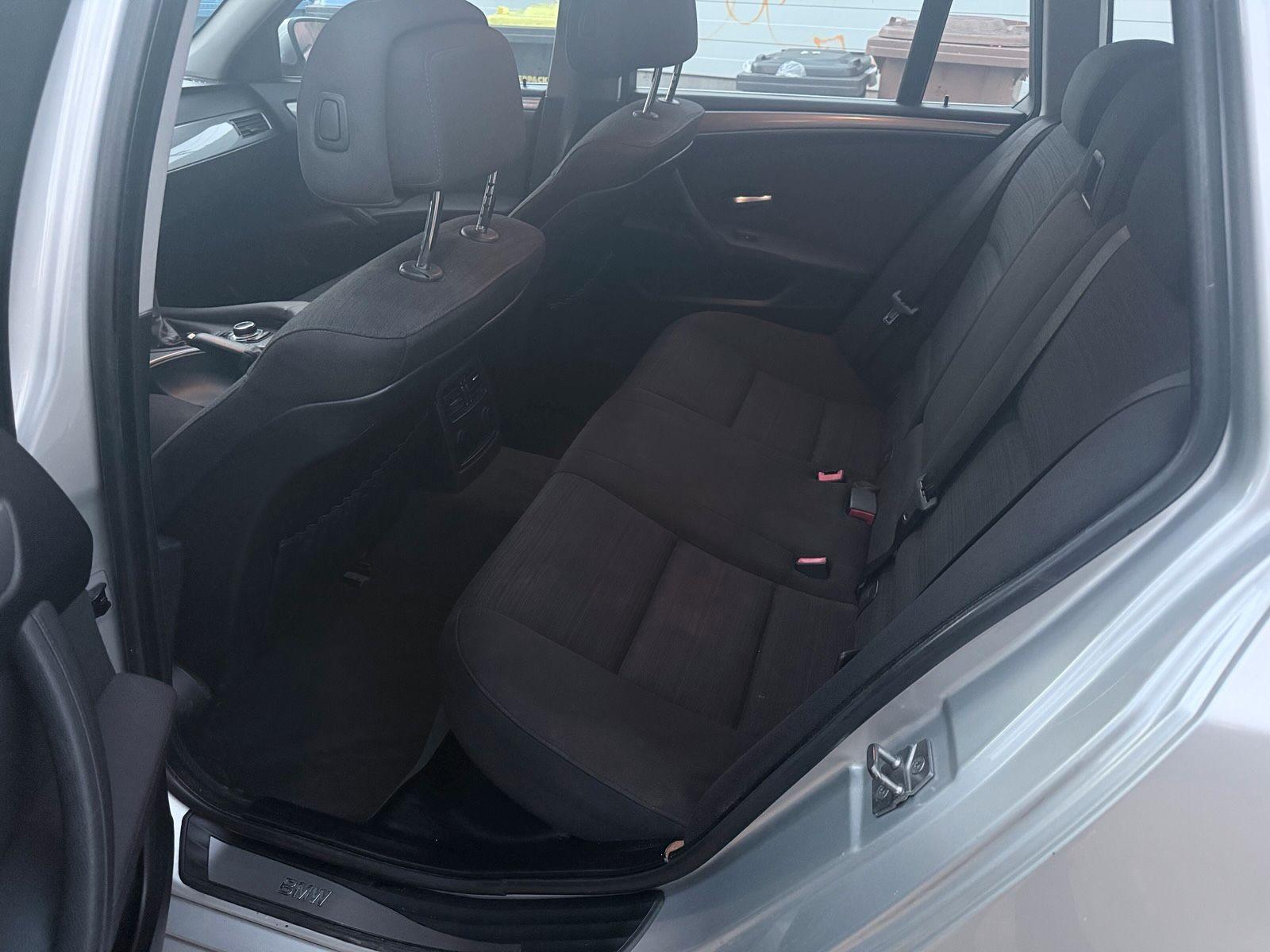 BMW 520 2010 — photo 10