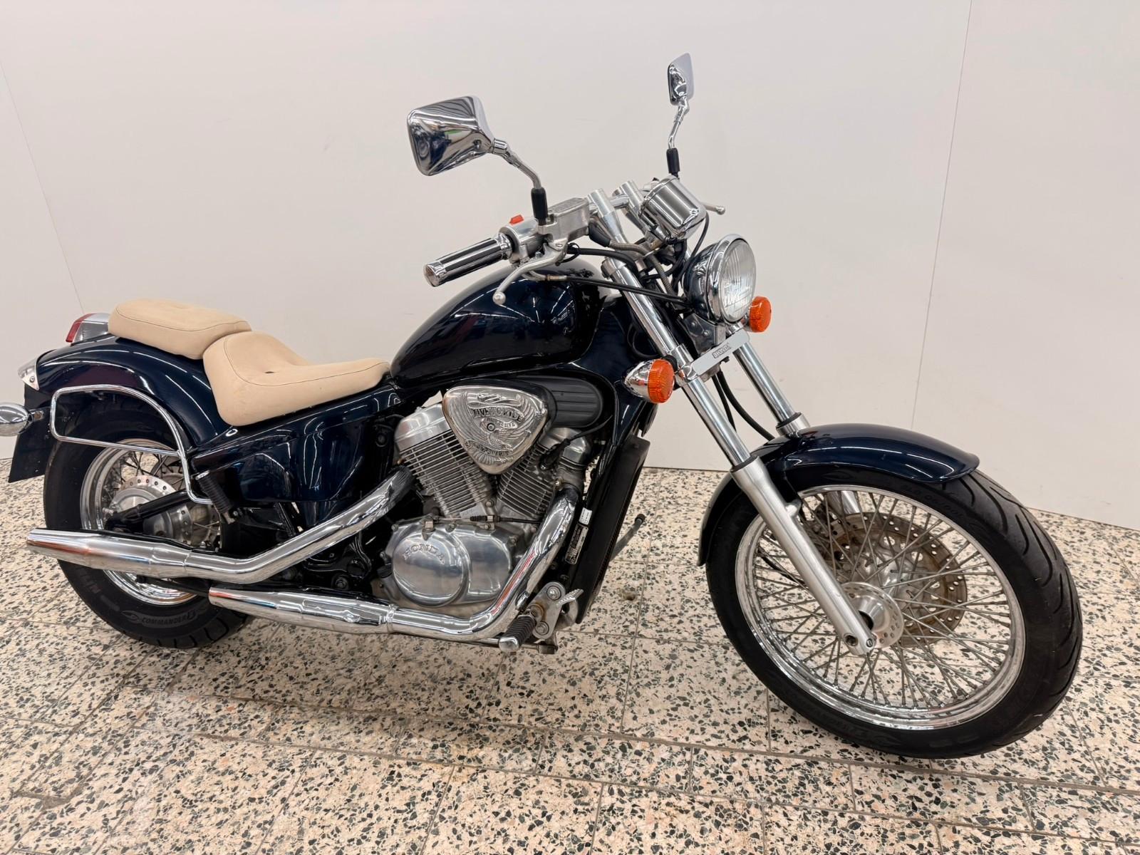 Honda VT 600 Shadow Inspektion + TÜV - NEU vom Händler