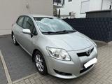 Toyota Auris 1.6 Automatik  - Toyota Auris in Wiesbaden