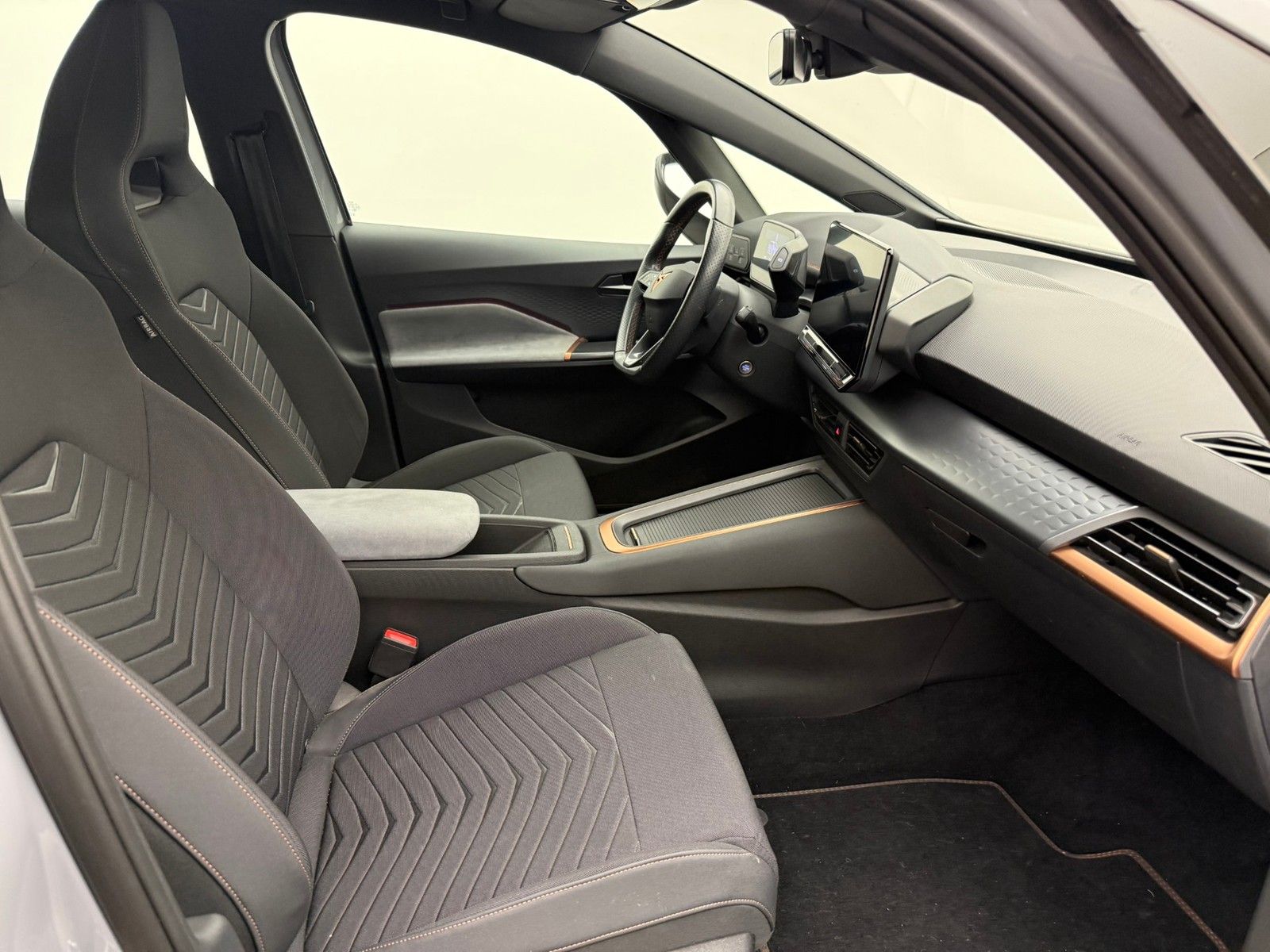 Cupra Born 204PS 58kWh 19Ganzjahres imagem 3