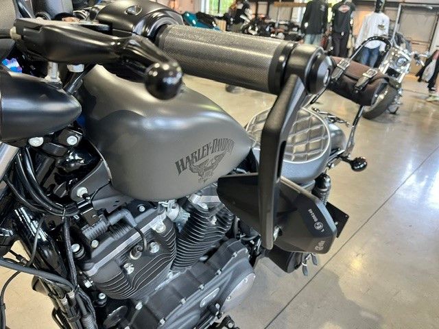 Fahrzeugabbildung Harley-Davidson Sportster XL 883N Iron