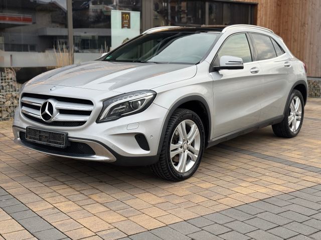 Mercedes-Benz GLA 250 - 4Matic Score*ALLRAD*Pano*NAVI*Kamera