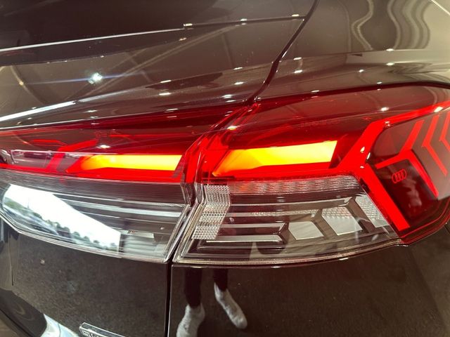 Q4 Sportback 45 e-tron QUATTRO LED+AHK+KAMERA+VC