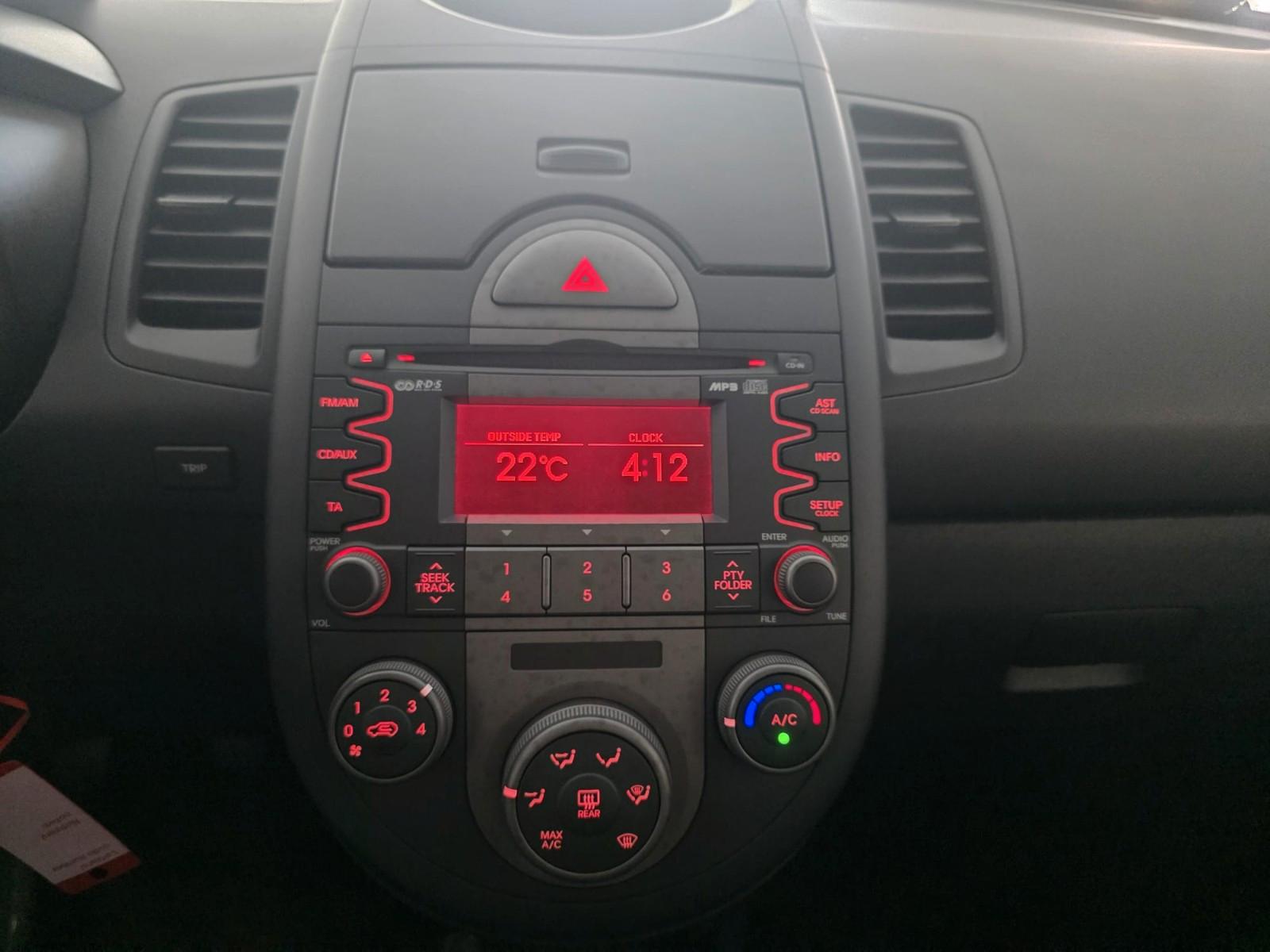 Kia Soul 2009 — photo 20