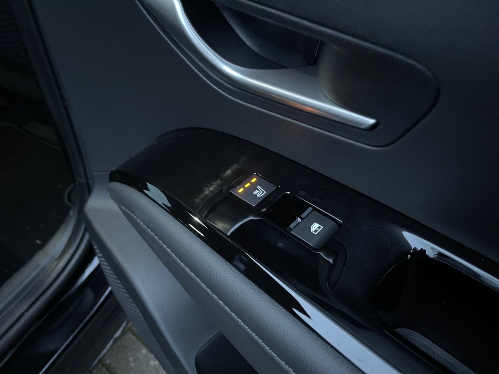 Fahrzeugabbildung Hyundai TUCSON 1.6 T-GDI Prime Hybrid 4WD Assistenz Pake