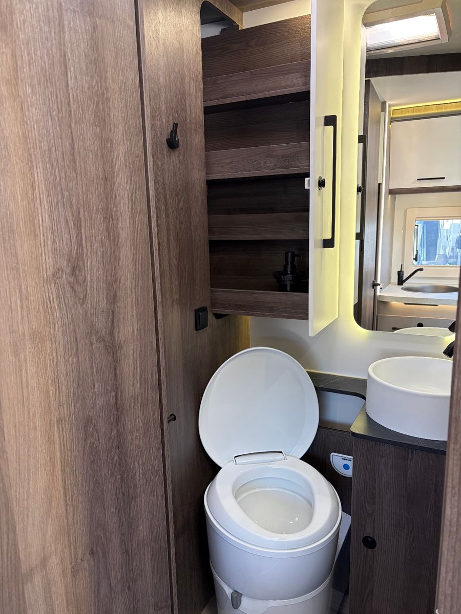 Fahrzeugabbildung Benimar T481