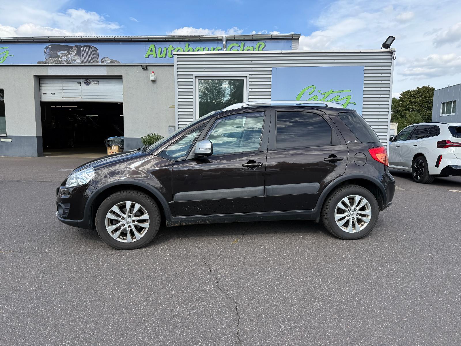 Suzuki SX4 Style 4x4+Klimaauto+SHZ+Temp+ZV+LM+