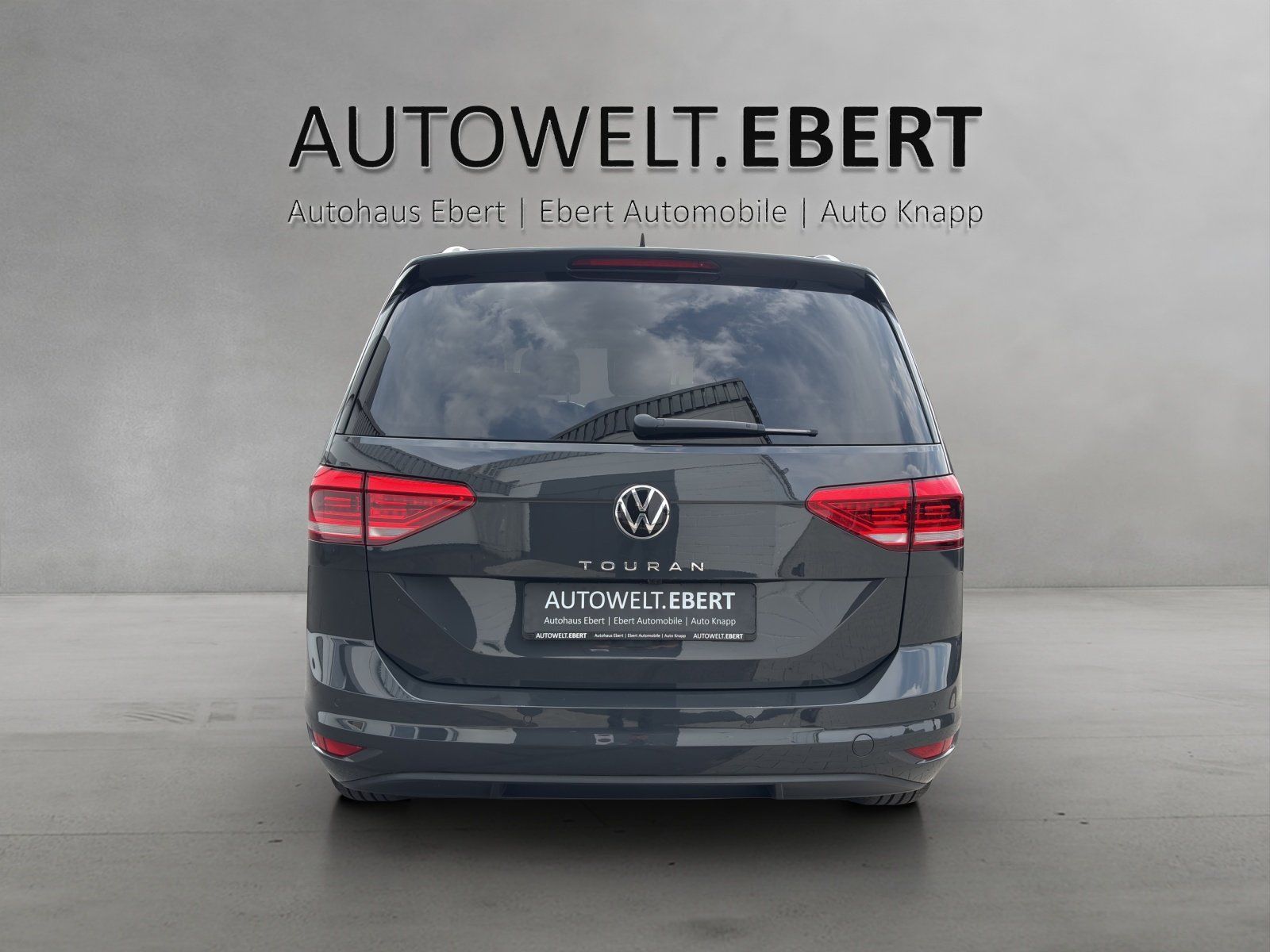 Fahrzeugabbildung Volkswagen Touran 1.5 TSI DSG Highline/PANO-DACH/KAMERA/7Si