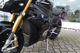 BMW S1000R wenig Kilometer, top Zustand!! - BMW K1000