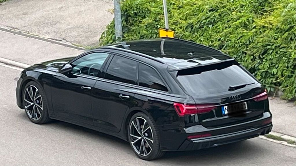 Image of Audi S6