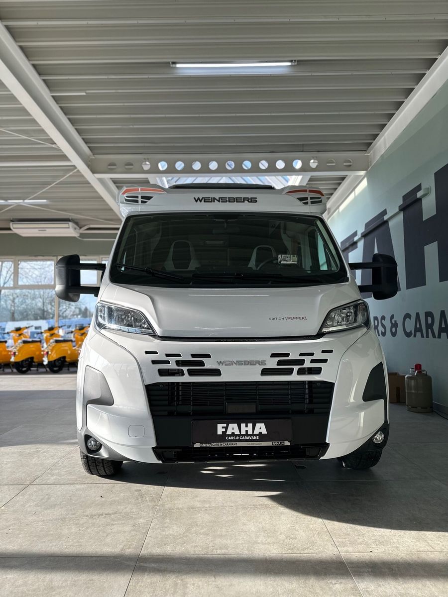 Fahrzeugabbildung Weinsberg CaraCompact EDITION PEPPER 600 MEG Premium Tür
