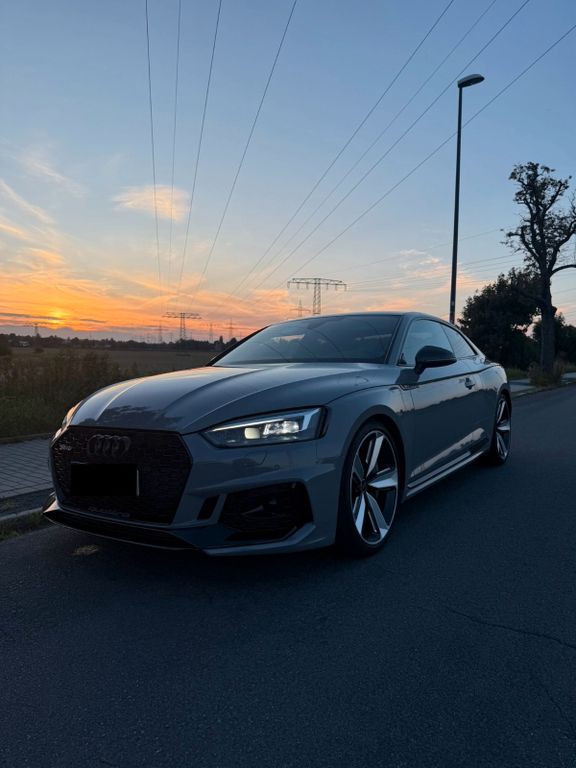 Audi RS5