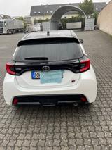 Toyota Yaris 1.5-l-VVT-i Hybrid 130 CVT GR SPORT GR... - gebrauchte Toyota Yaris aus dem Jahr 2024