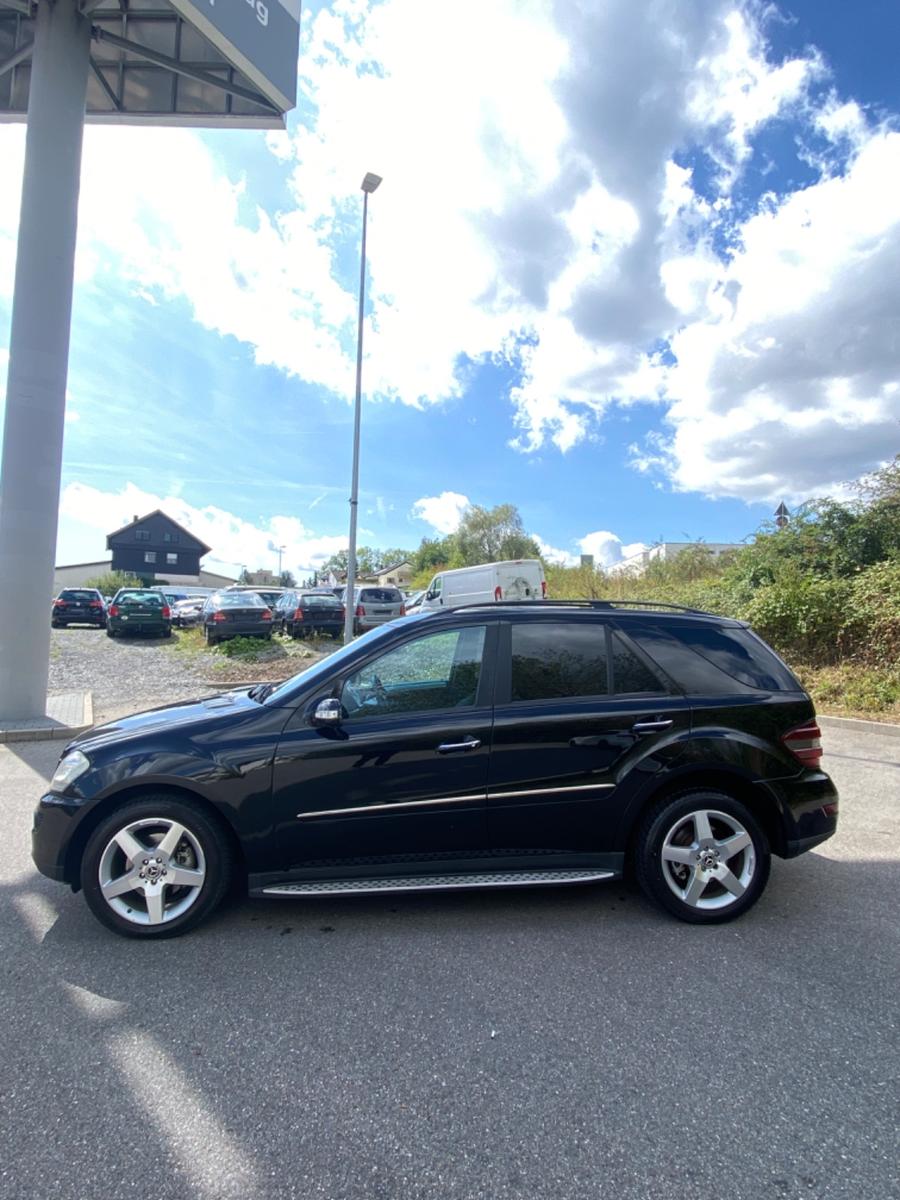 Mercedes-Benz ML280 2006 — engine 2.987 cm³, 190 HP (140kW)