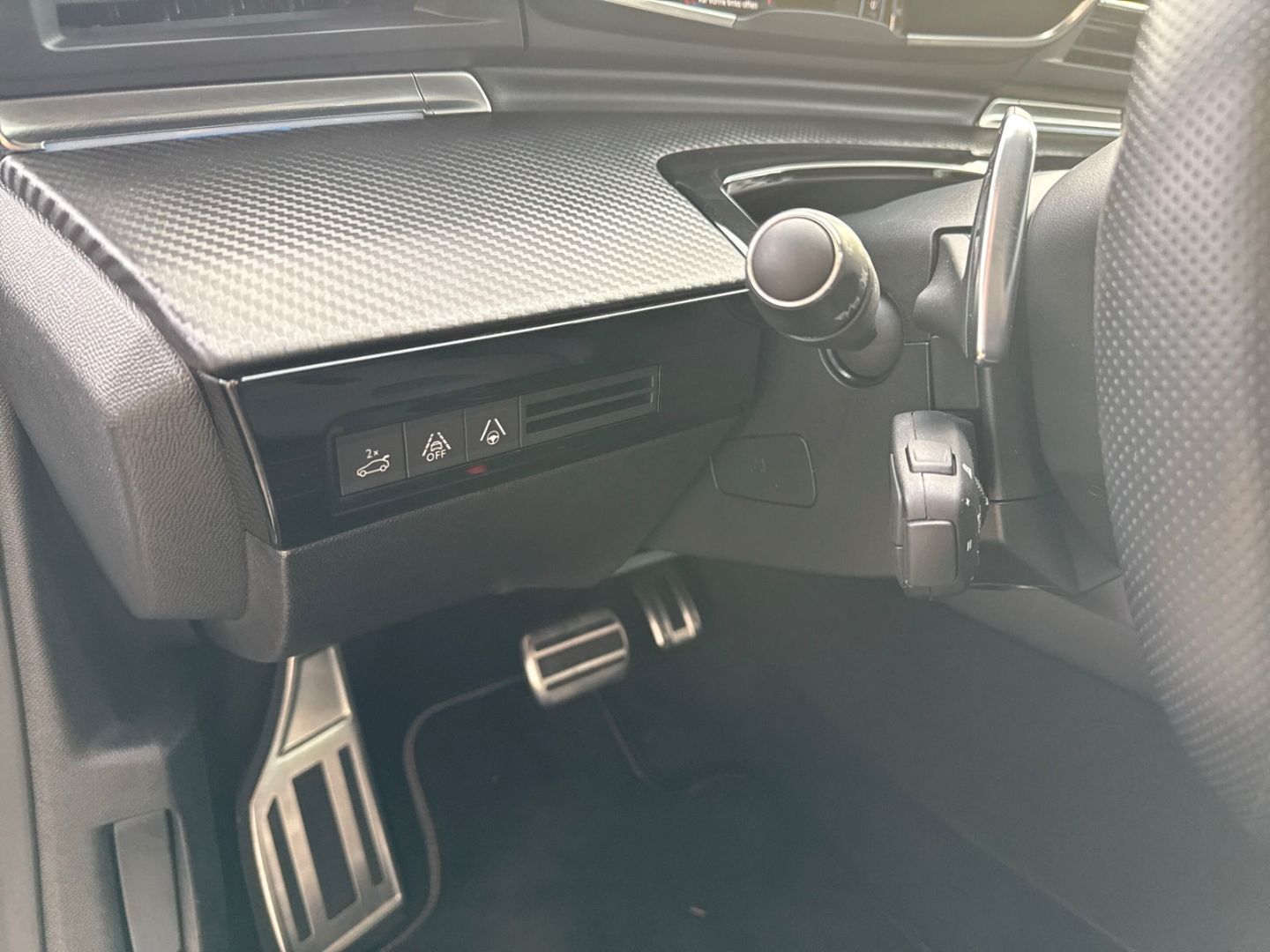 Fahrzeugabbildung Peugeot 508 SW GT Sportpaket Navi LED ACC El. Heckklappe