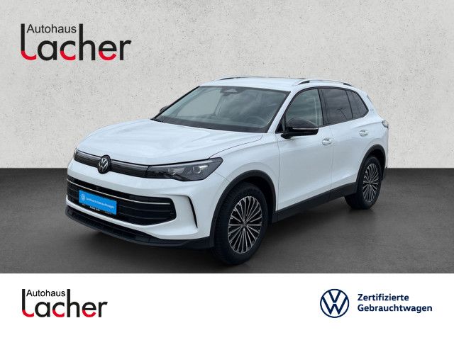 Volkswagen Tiguan - 1