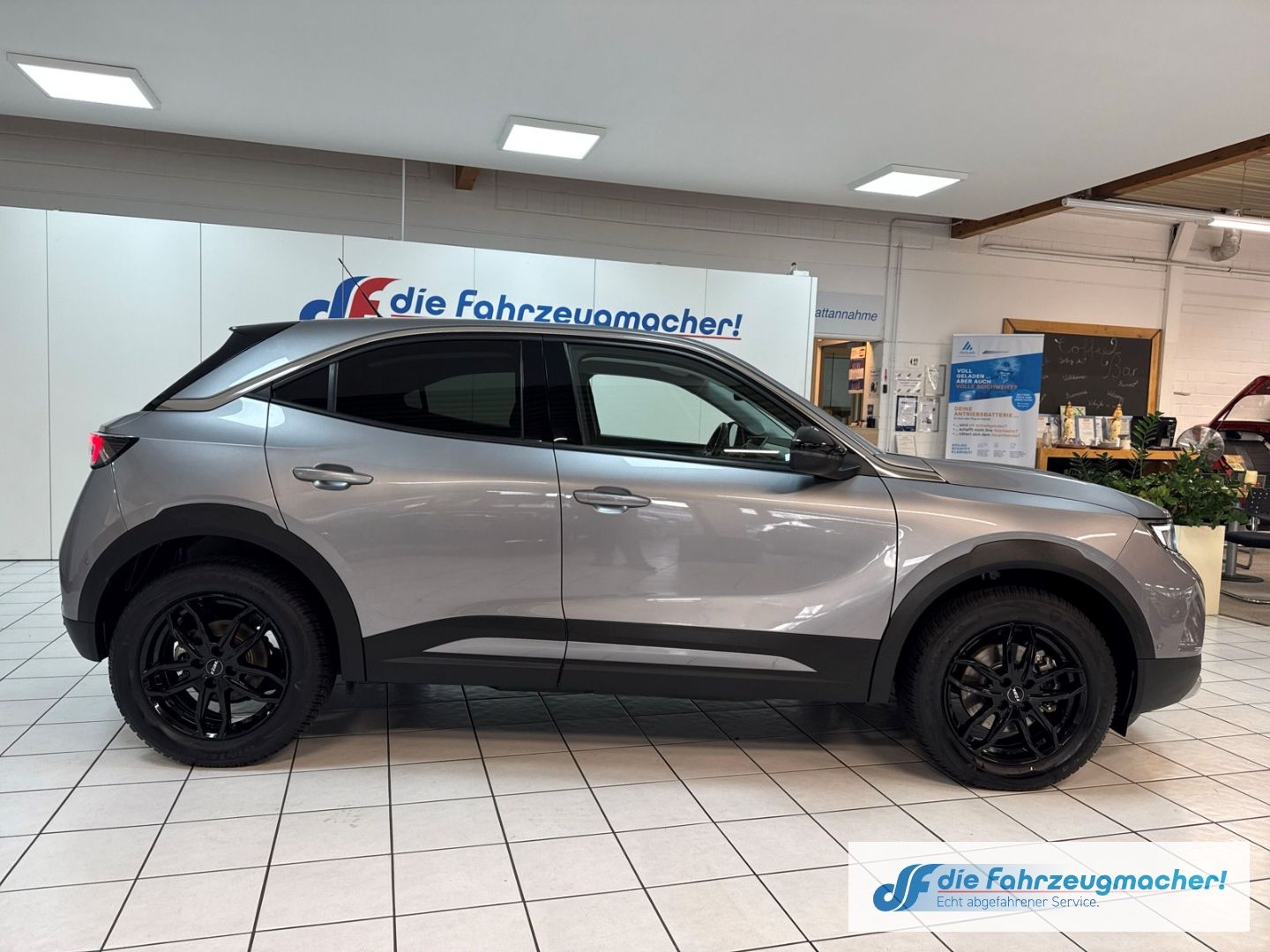 Fahrzeugabbildung Opel Mokka e Elegance Navi Digitales Cockpit LED ACC