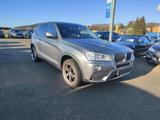 BMW X3 xDrive20d Navi PanoDach Kamera SHZ - BMW X3 aus 2011 mit Diesel-Antrieb