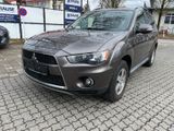Mitsubishi Outlander Intense 4WD - Mitsubishi Outlander aus 2011 mit Diesel-Antrieb