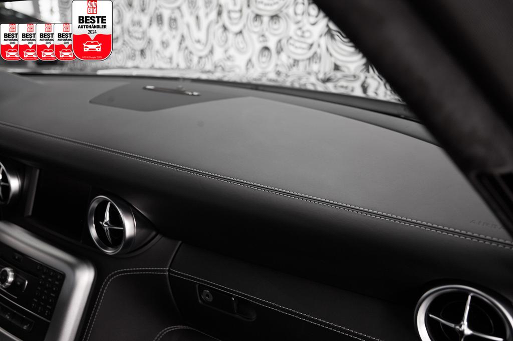 Mercedes-Benz SLS AMG