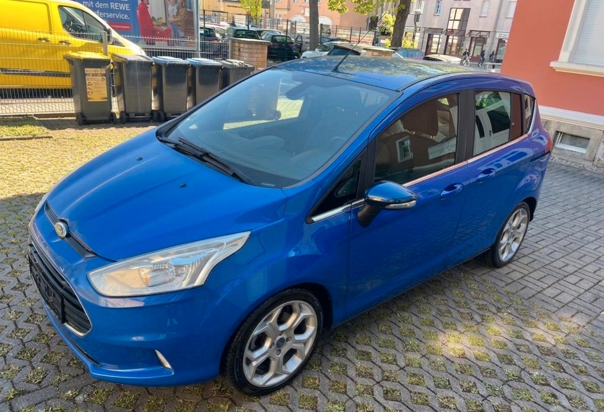 Ford B-Max Titanium/Klimaautomatik/TÜV NEU