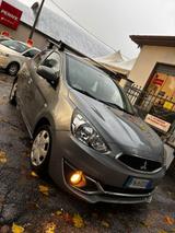 Mitsubishi Space Star 1.0 Invite - Mitsubishi Space Star Invite mit Benzin-Antrieb