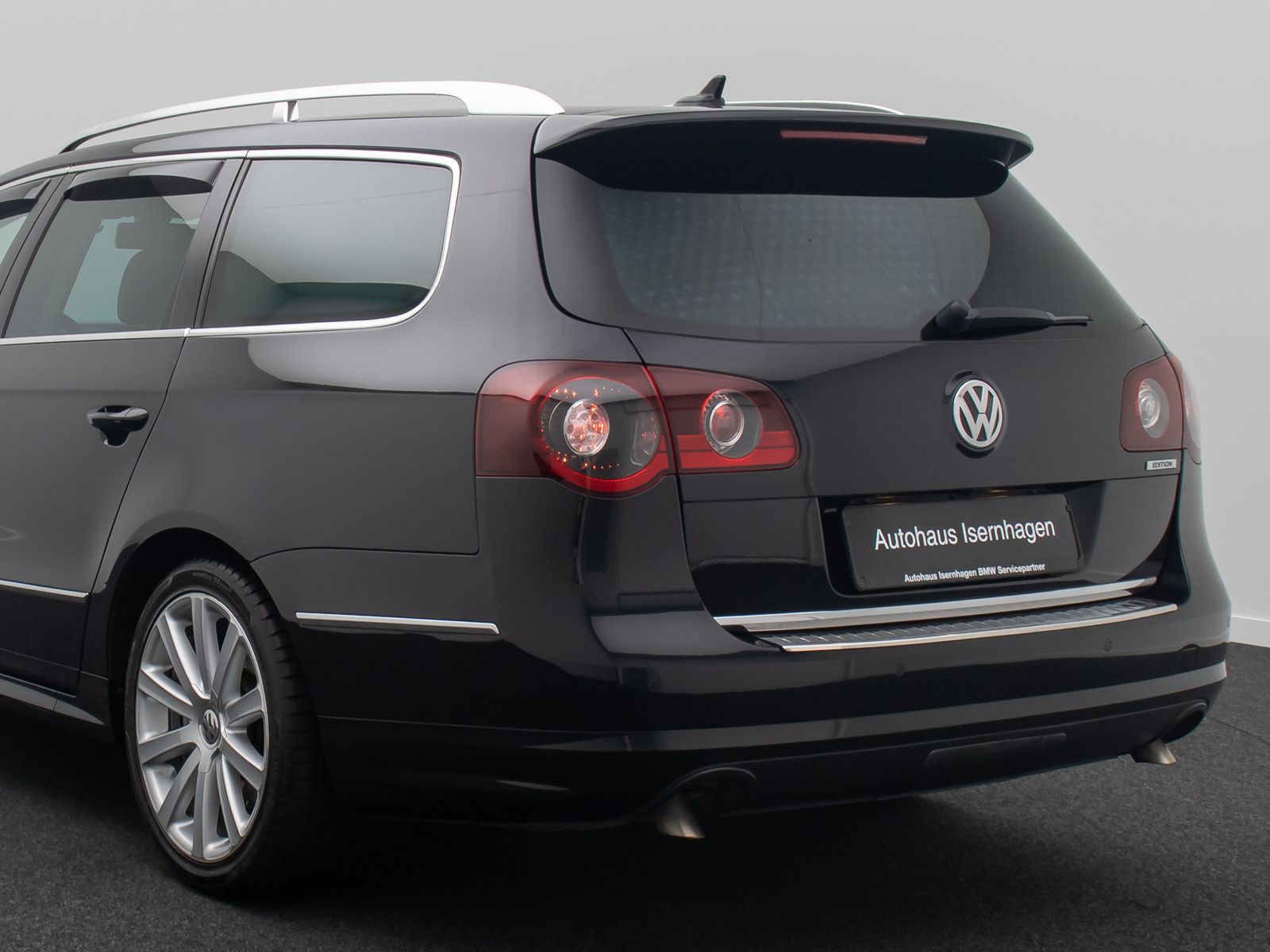 Fahrzeugabbildung Volkswagen Passat V6 FSI R-Line Edition Plus 4Motion AHK. K