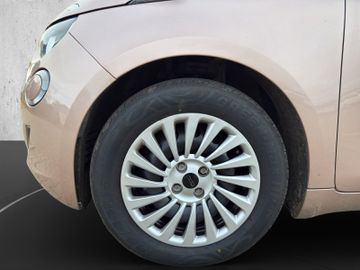 Fiat 500 e KeyLess+Navi+SpurH+AUT+KlimaA