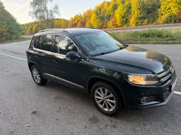 Volkswagen Tiguan - 6