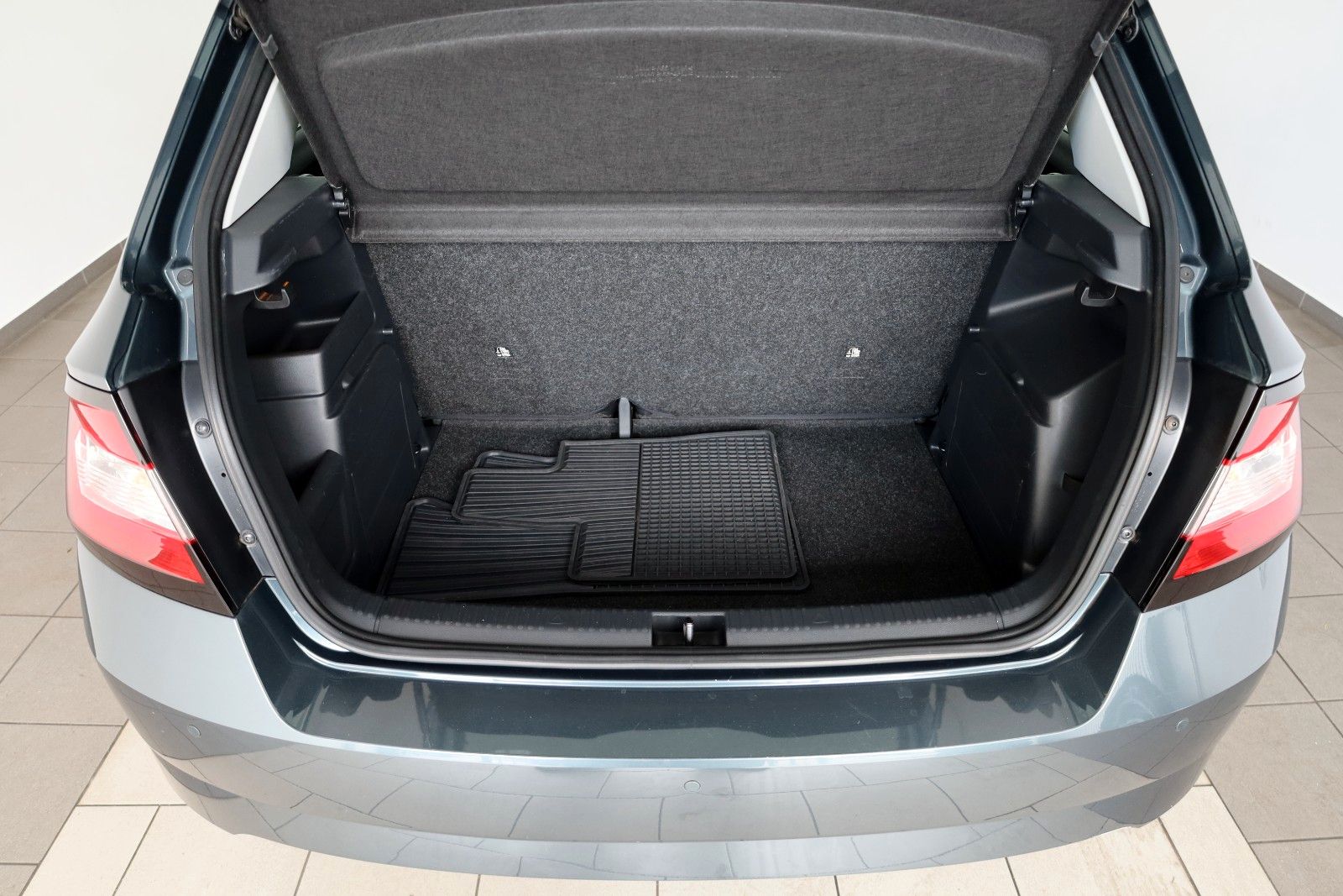 Fahrzeugabbildung SKODA Fabia Cool Plus Klima,SR+WR,LM-Felgen