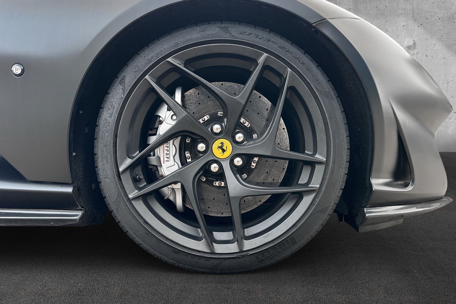 Fahrzeugabbildung Ferrari 812*100% Karbon*LED*Lift*JBL*Display*Kamera