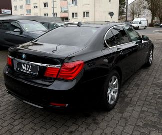 BMW 730 - 7