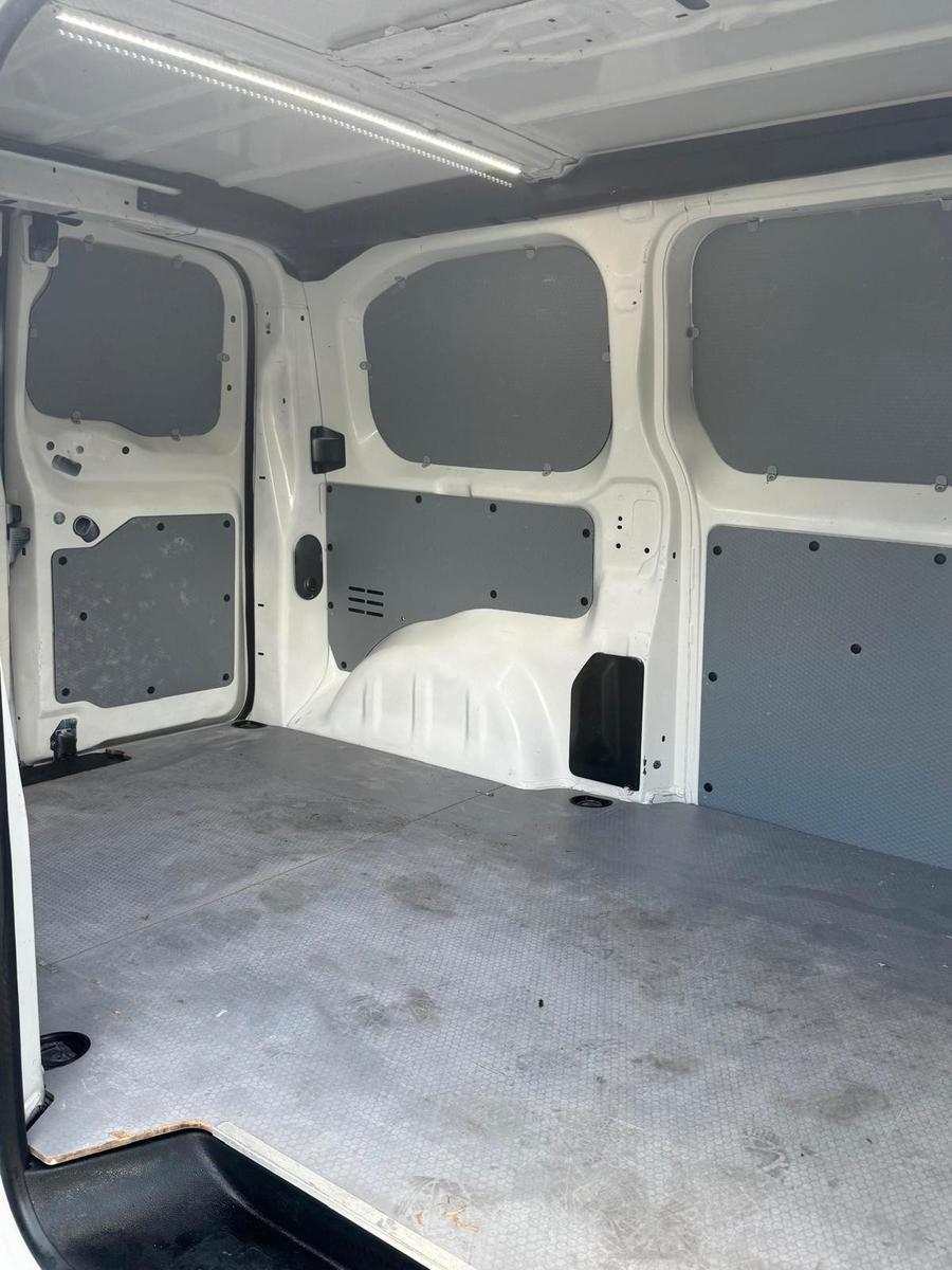 Peugeot Expert Kasten Premium L2 2.0 BlueHDI