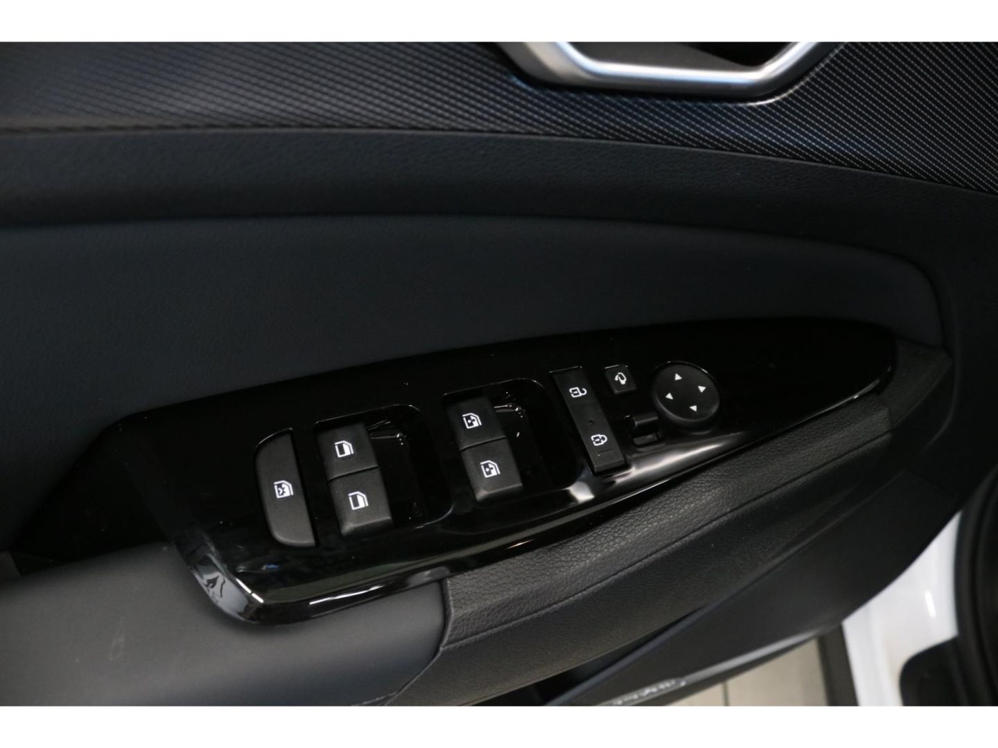 Fahrzeugabbildung Kia Sportage Spirit 1.6 T-GDI MHEV 360°Kamera Navi