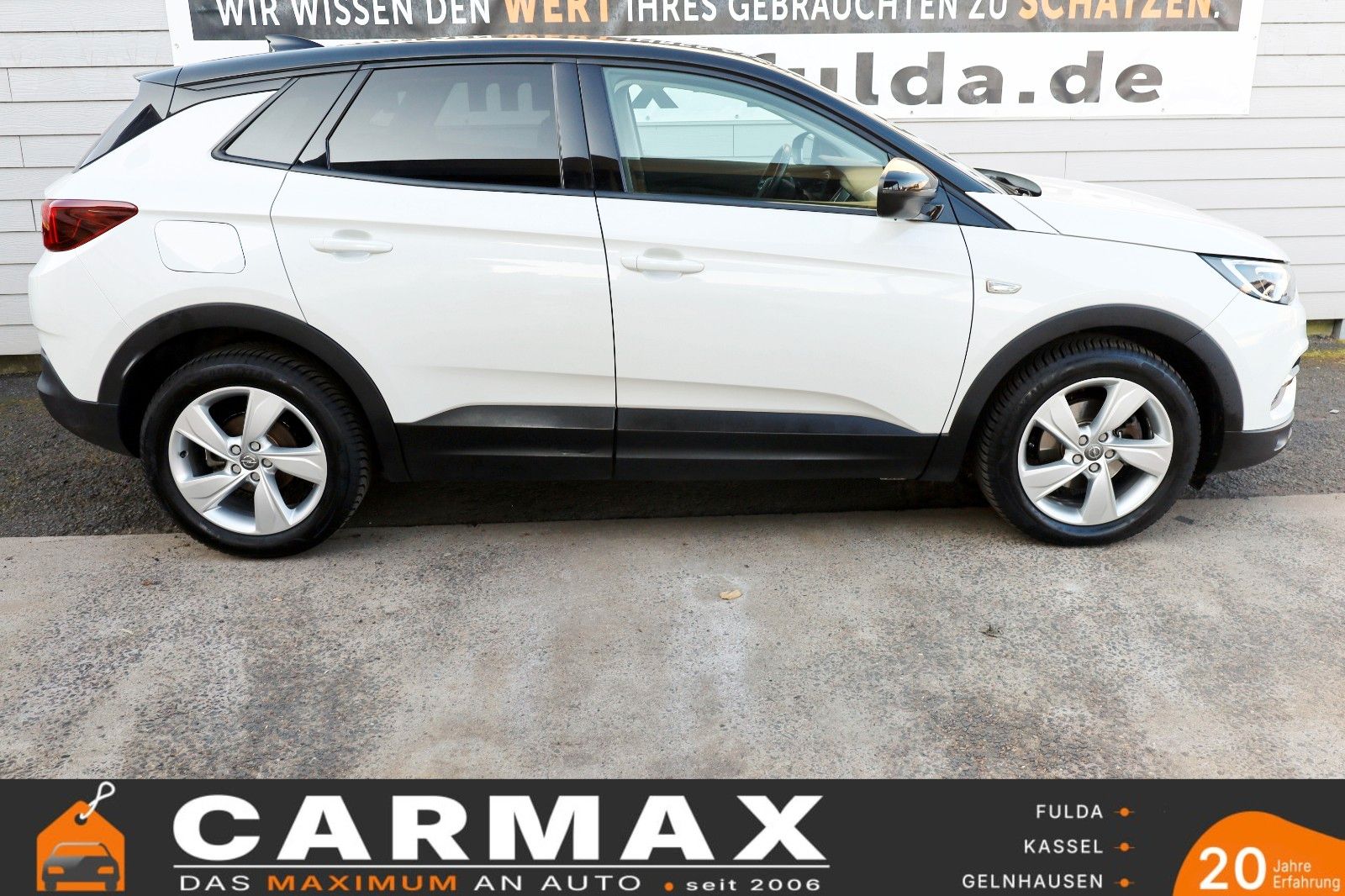 Fahrzeugabbildung Opel Grandland(X) TLeder,Navi,LED,Panorama,Kamera,AHK