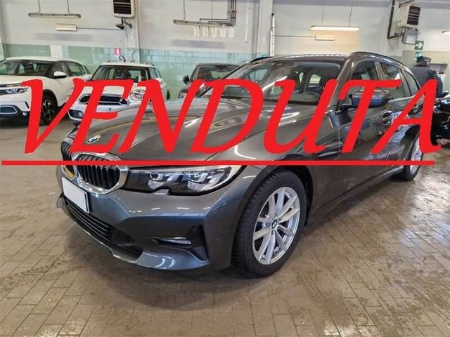 BMW Bmw 318d Touring 150cv Aut. *FULL OPT.* da VETRI