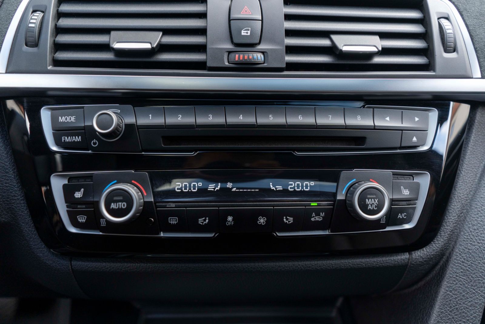Fahrzeugabbildung BMW 340IX M-Performance HUD H&K LED ALC TOTW KAM NAV