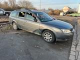 Ford Mondeo Ghia Mk3 - Ford Mondeo: Kombi, Mk3