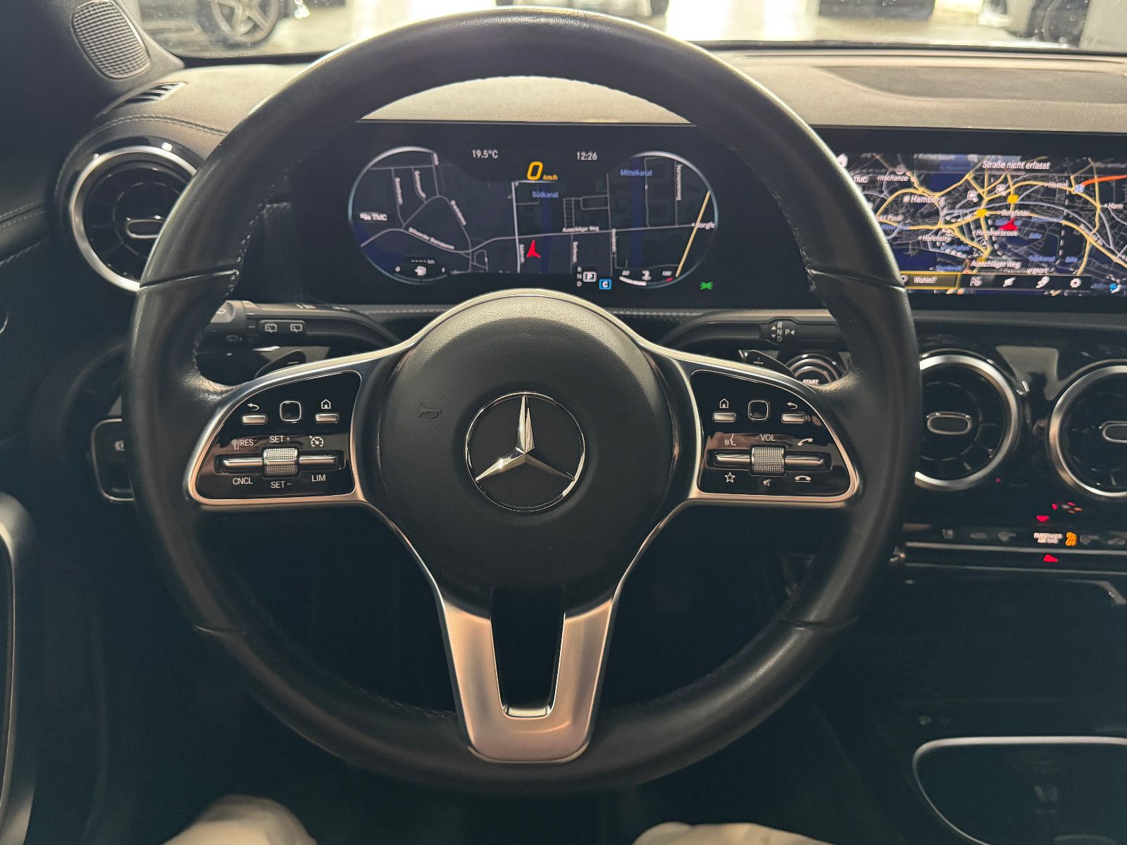 Mercedes-Benz CLA 200 SB 8G-DCT 4MATIC SPORTPAKET PROGRESSIVE
