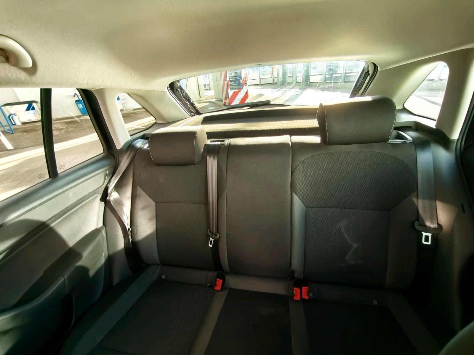 Skoda Rapid 2014 — photo 9