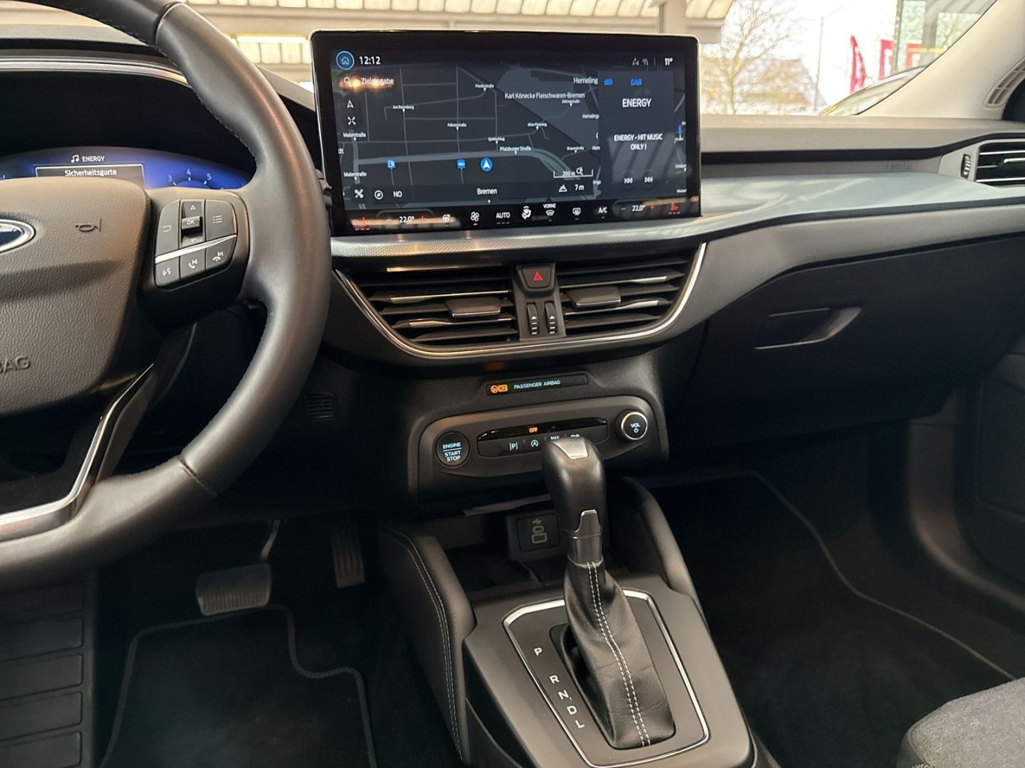 Fahrzeugabbildung Ford Focus Turnier Active X Automatik AHK schwenkbar