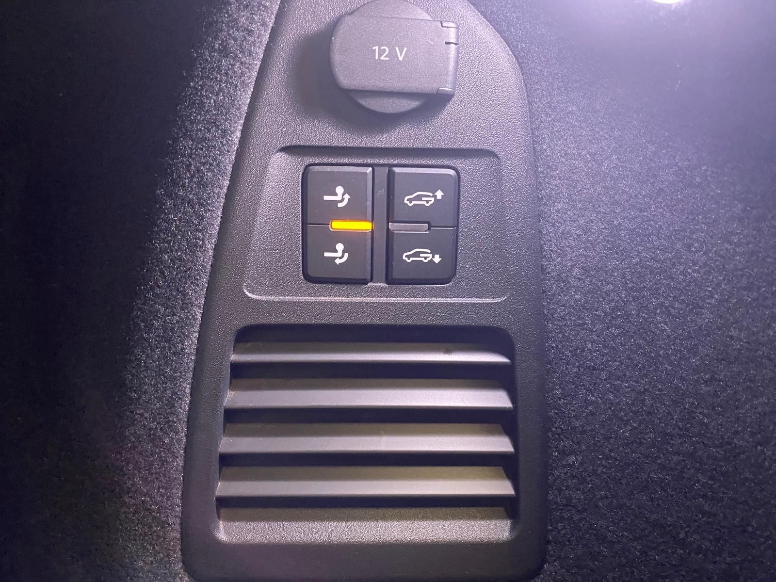 Fahrzeugabbildung Volkswagen Touareg 3.0 V6 TDI 4Motion Elegance+AHK