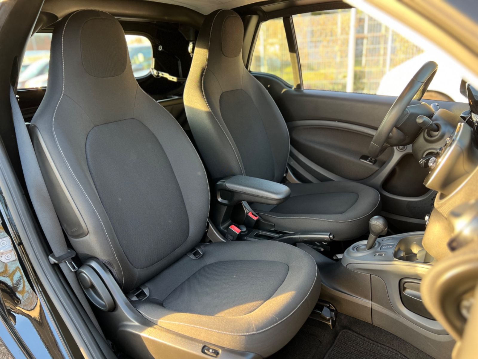 Daumennagel 14 - Smart ForTwo*CABRIO*TURBO*SITZHEIZUNG*PASSION*90PS