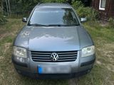 Volkswagen Vw Passat 1,9 TDI - Volkswagen Passat aus 2002 mit Diesel-Antrieb