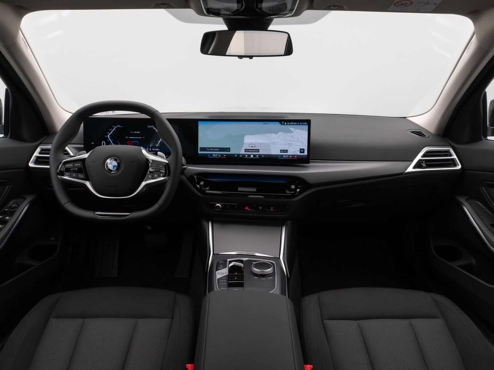 Fahrzeugabbildung BMW 318i Kamera DAB Widscreen Sportlenkrad Alarm LED