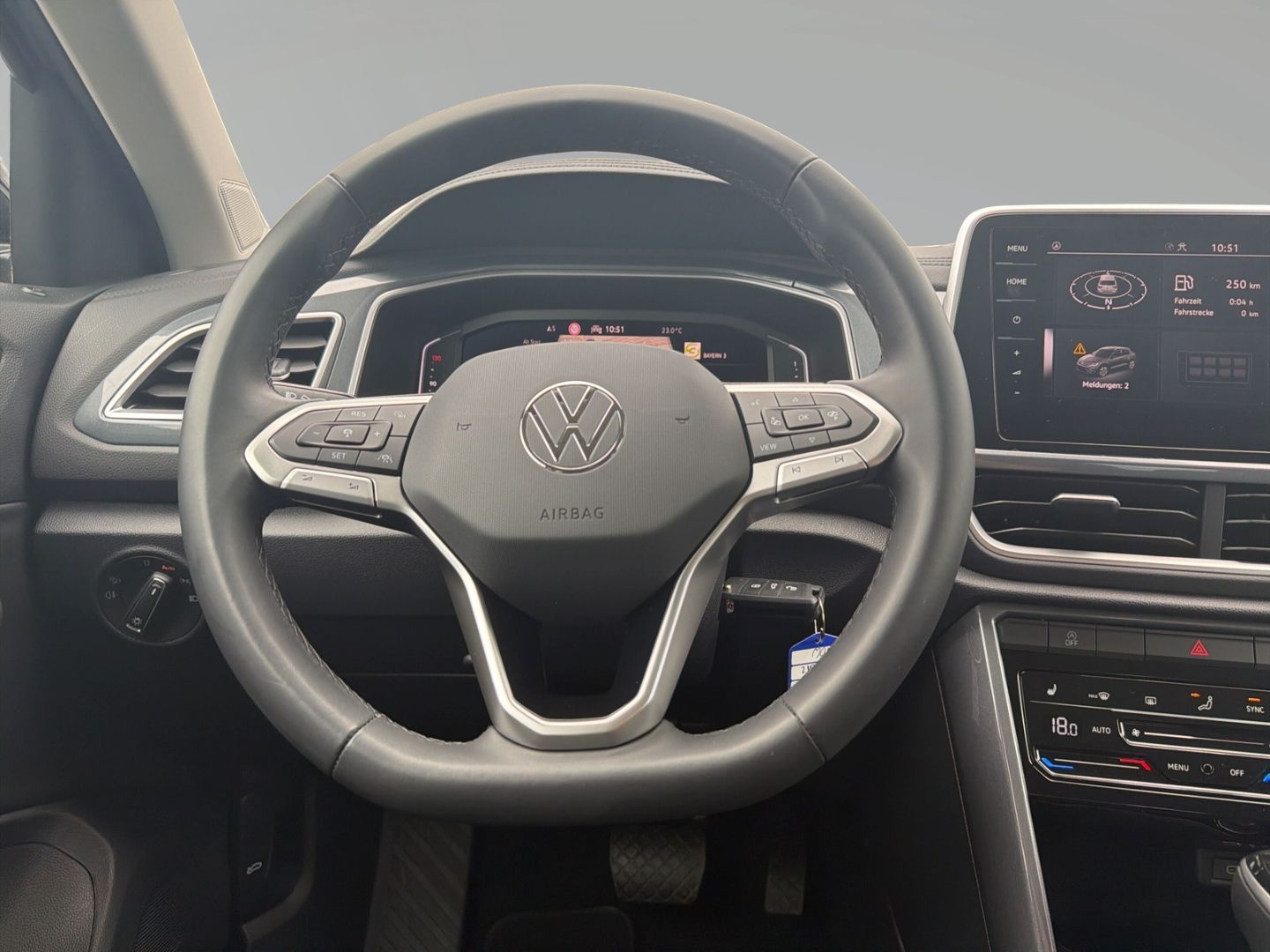Volkswagen T-Roc - Bild 4