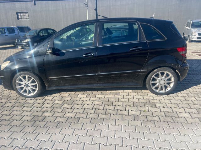 Mercedes-Benz Mercedes-benz B 180 B 180 CDI Sport