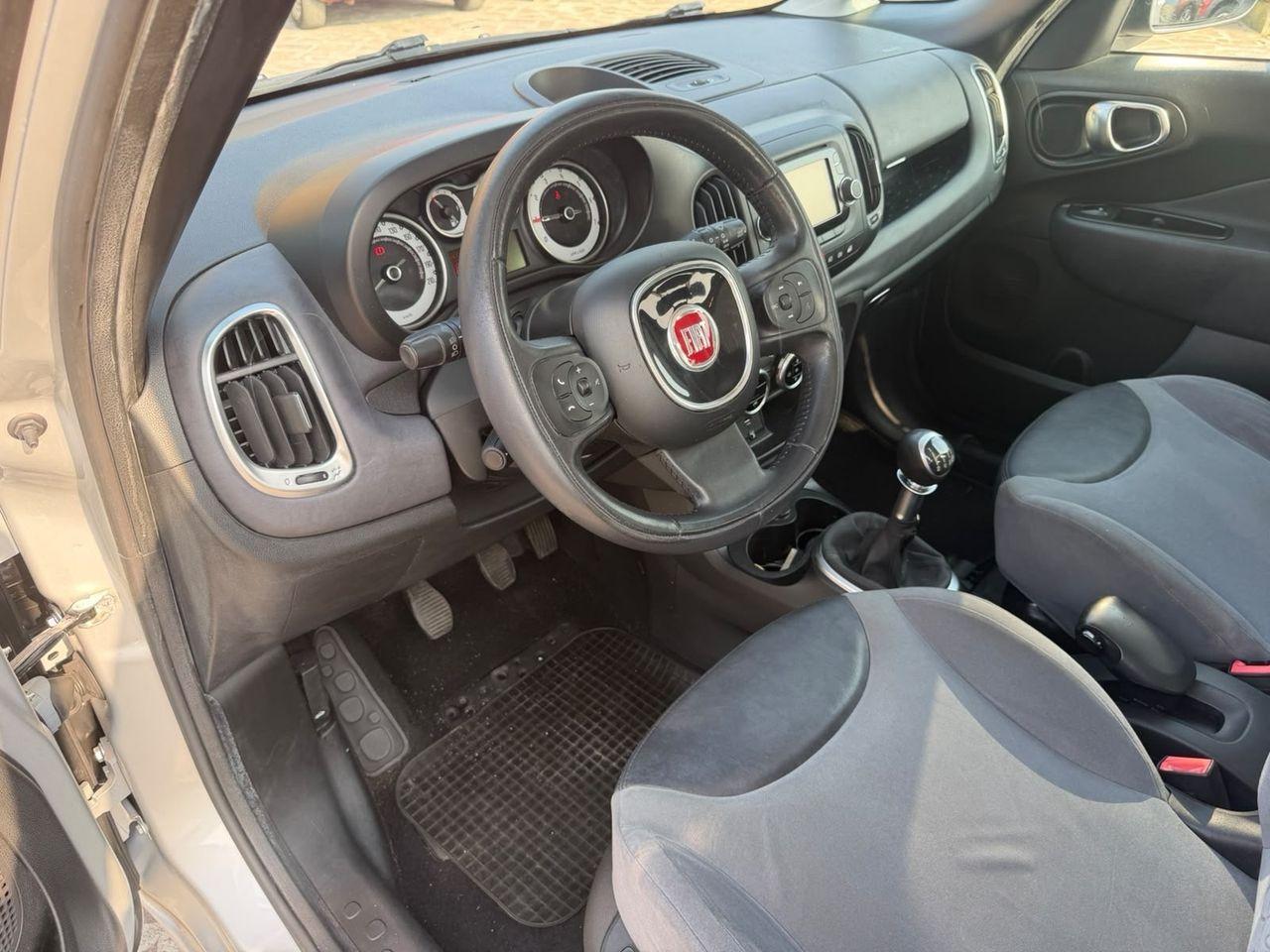 Fiat 500L 2013 — photo 8